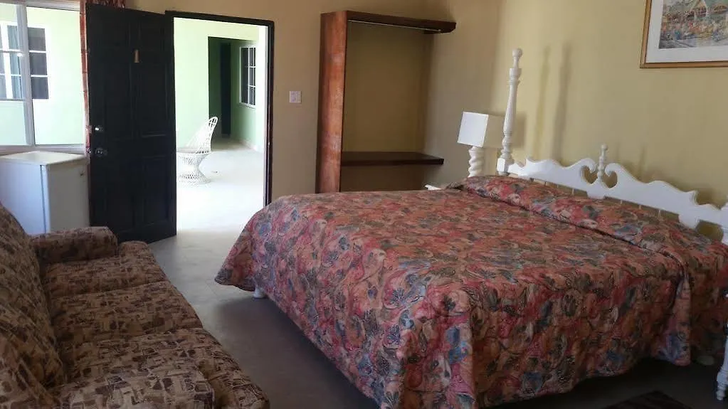 ** Couette-café Rosehall Deluxe Hotel Montego Bay Jamaïque
